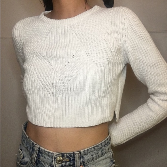 Zara Tops - Zara knitting white crop top Zara Tops - Zara knitting white crop top